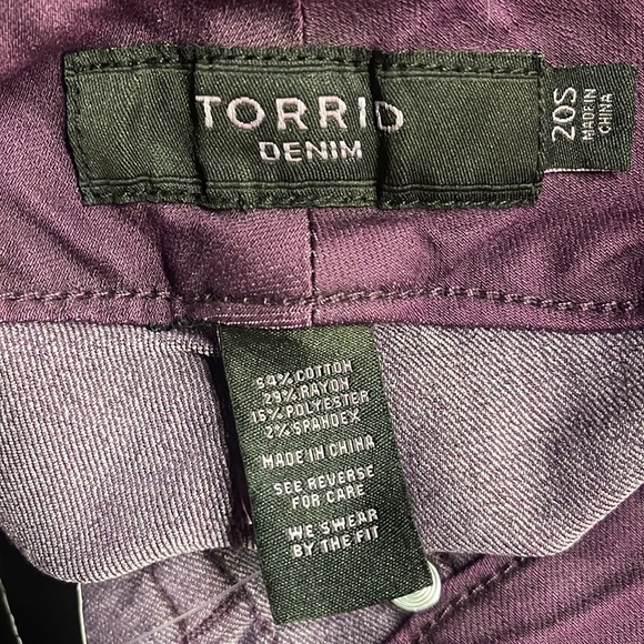 Torrid Jegging - Dark Purple Wash size 20 - Picture 6 of 6